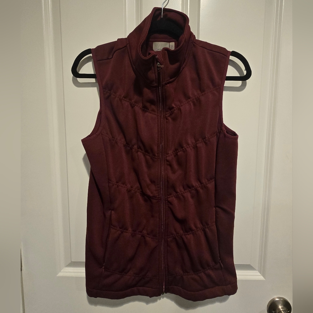 Athleta Maroon Quilted Vest. Size M. EUC.